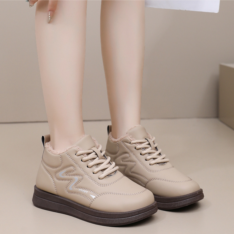 Botas Antideslizantes Forro Polar Nube Camino Íntegro, Calidez y Seguridad en Invierno