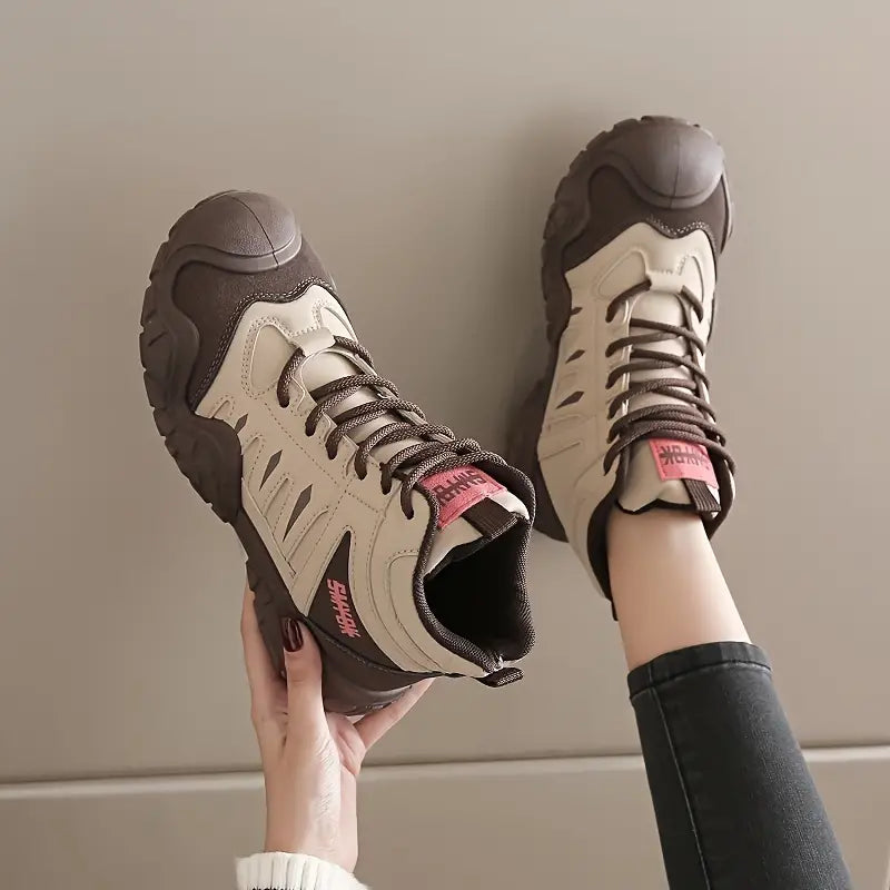 Botas Outdoor Suela Flexible Horizonte Ímpetu, Versatilidad para Cada Aventura