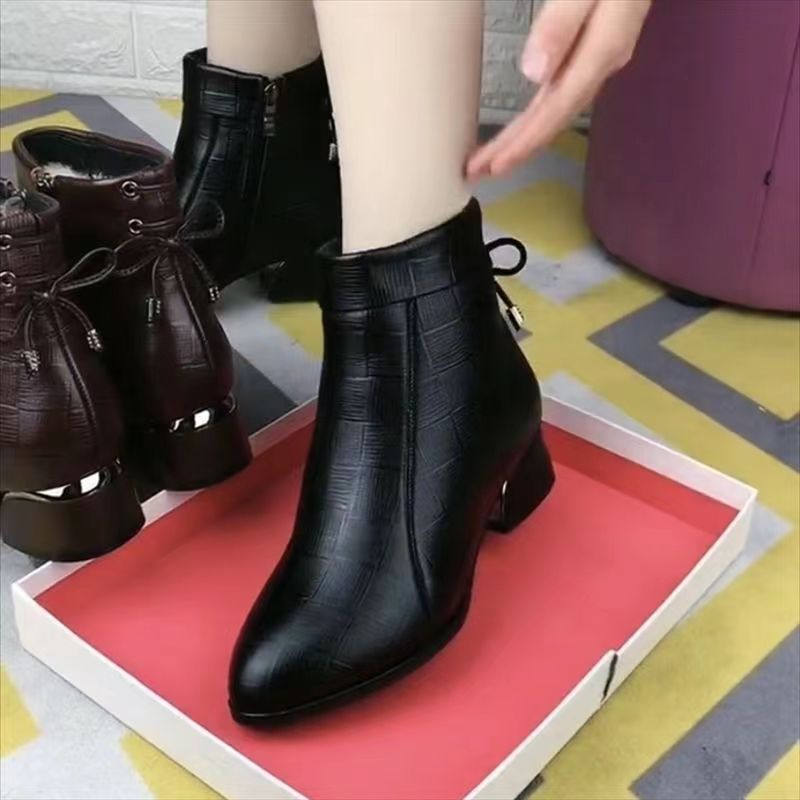 Zapato Ortopédico Cuero Suave Aura Estilo Serenidad, Postura Saludable y Confort Diario