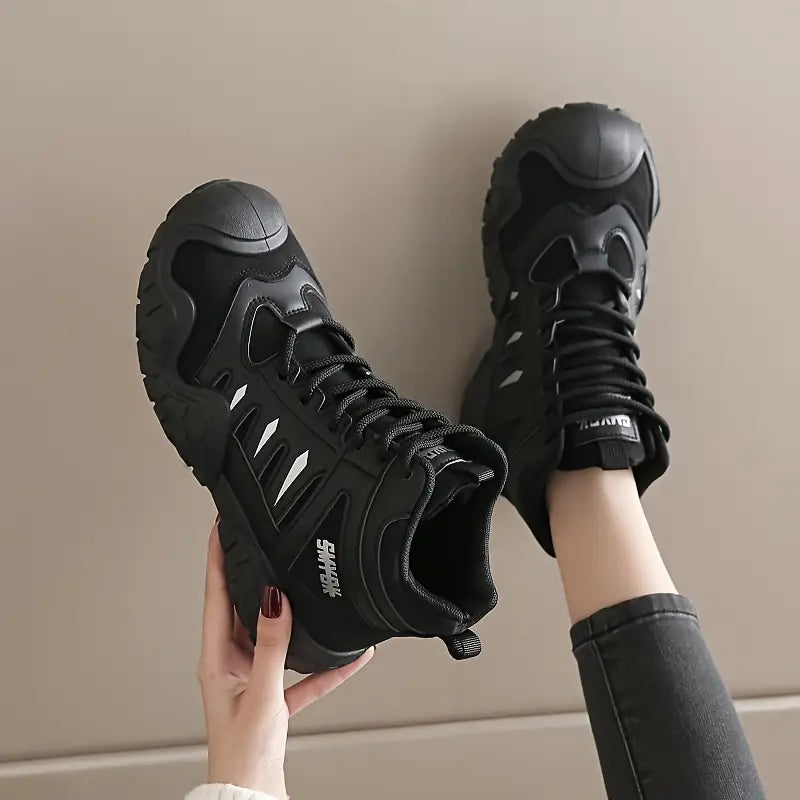 Botas Outdoor Suela Flexible Horizonte Ímpetu, Versatilidad para Cada Aventura