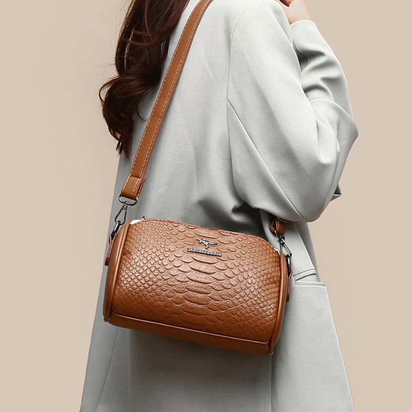 Bolso Casual Acabado Brillante Prisma Nube Nobleza, Elegancia y Gran Capacidad