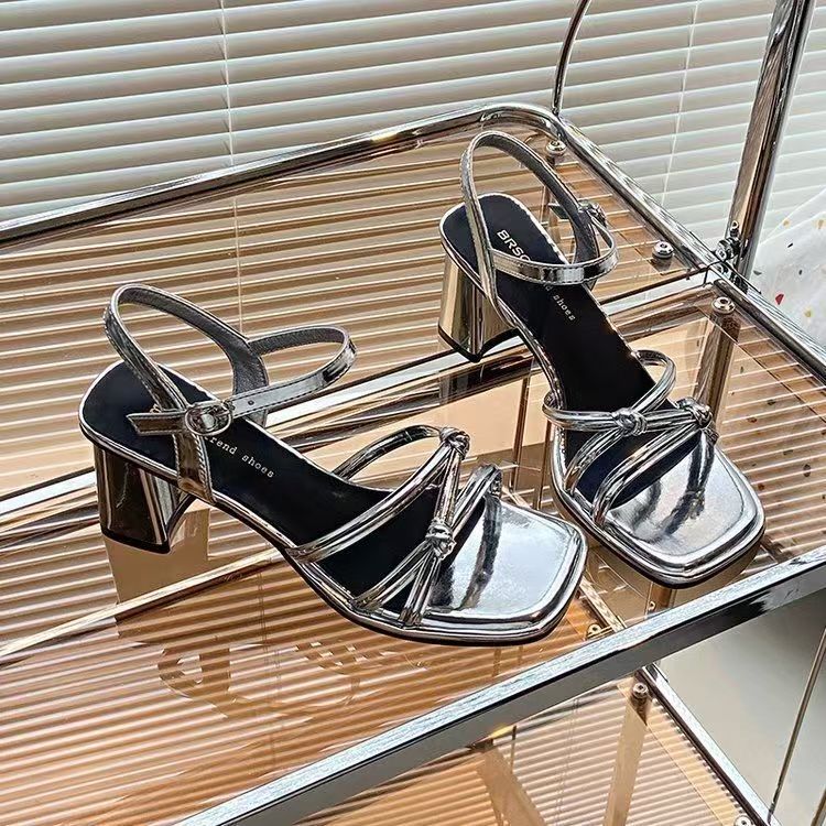 Sandalias de Tacón Cuero Suave Prisma Horizonte Serenidad, Elegancia y Comodidad Todo el Día