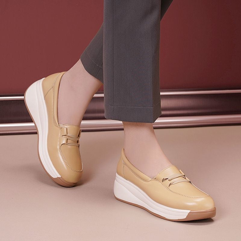 Mocassines Antideslizantes Cuña Estable Aura Camino Serenidad, Comodidad y Soporte Todo el Día