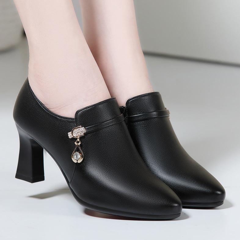 Tacones Medios Cuero Suave Armonía Selene Prisma, Elegancia y Confort Todo el Día