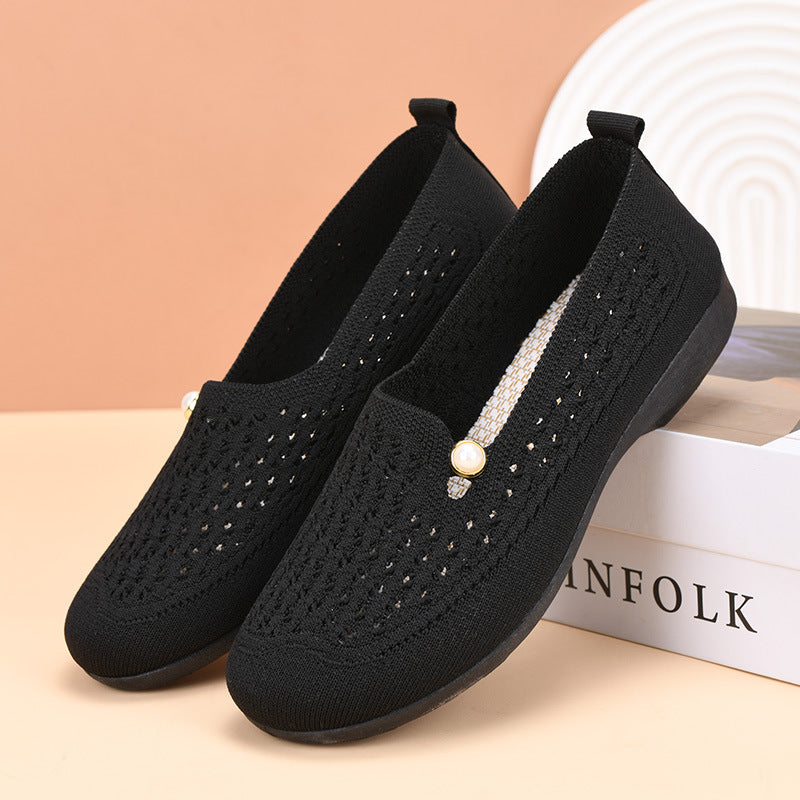 Zapatillas de tenis adornadas con perlas