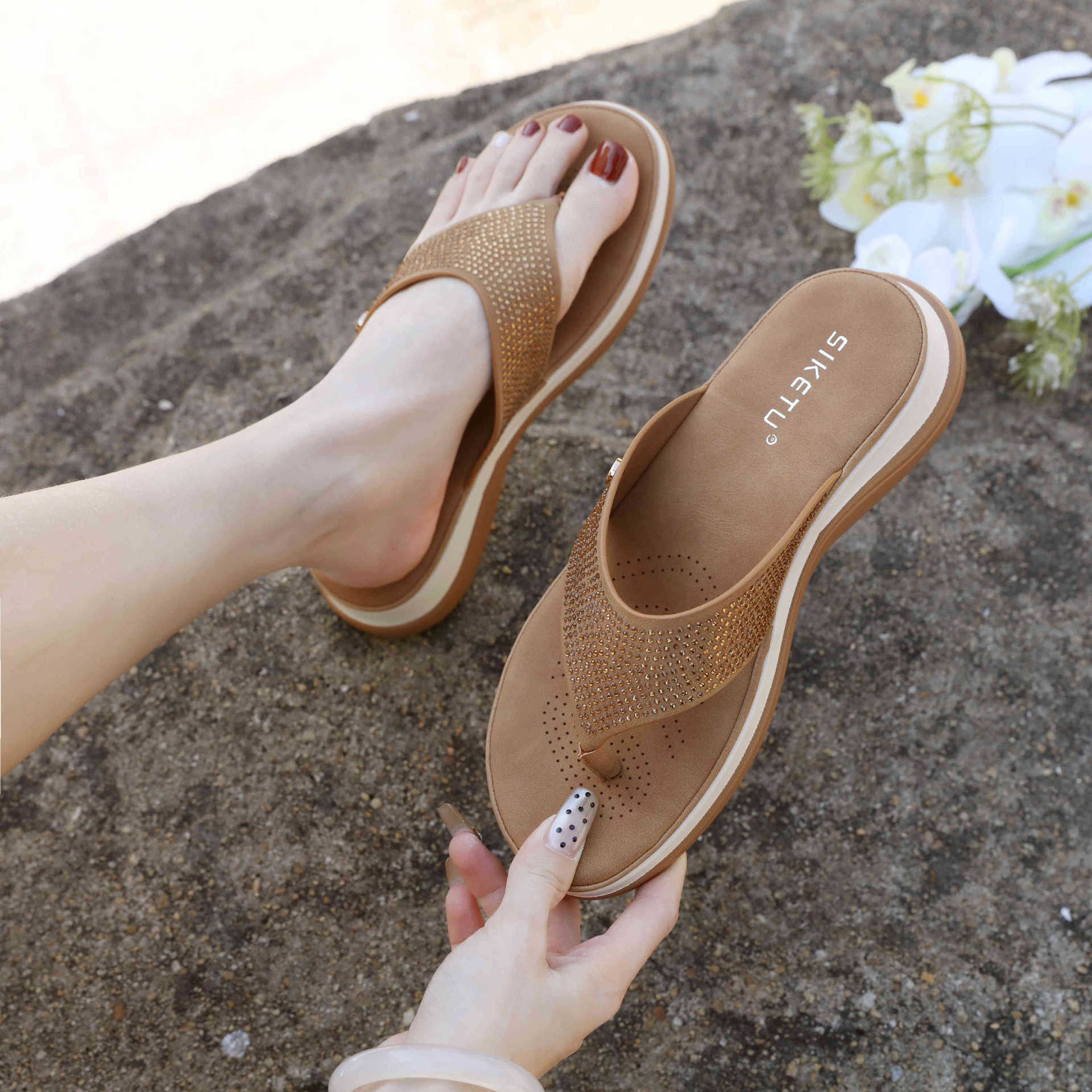 Sandalias Antideslizantes Cuero Suave Ébano Calma Atlántico, Postura Saludable y Confort Diario