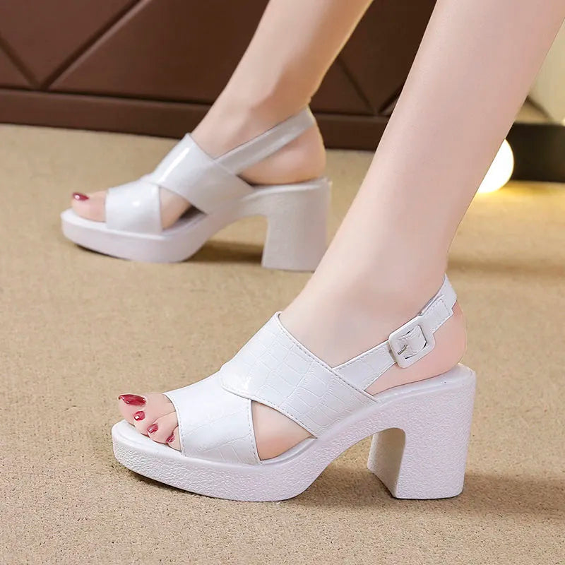 Tacones Altos Cuero Suave Aura Cumbre Prisma, Elevación y Confort Postural