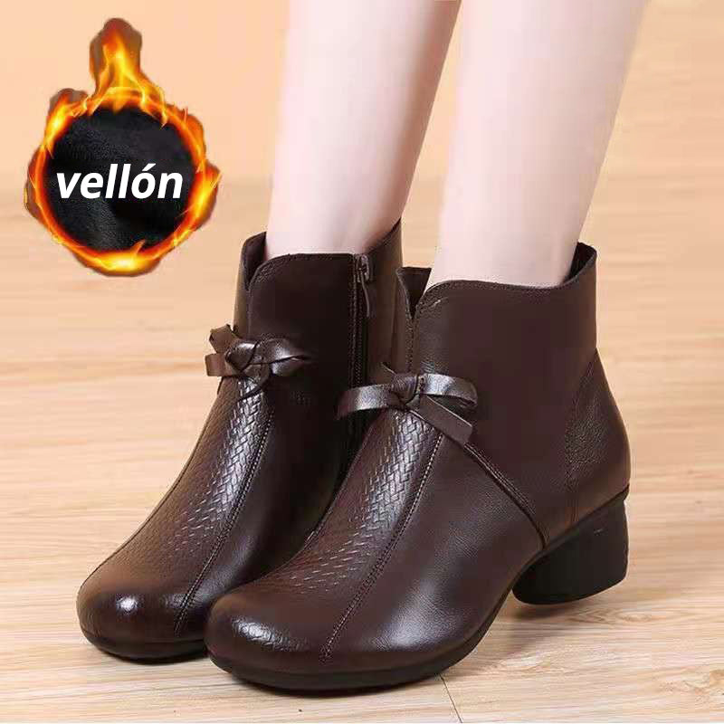 Botines Urbanos Cuero Suave Aura Selene Equilibrio, Elegancia y Comodidad Para Cada Paso